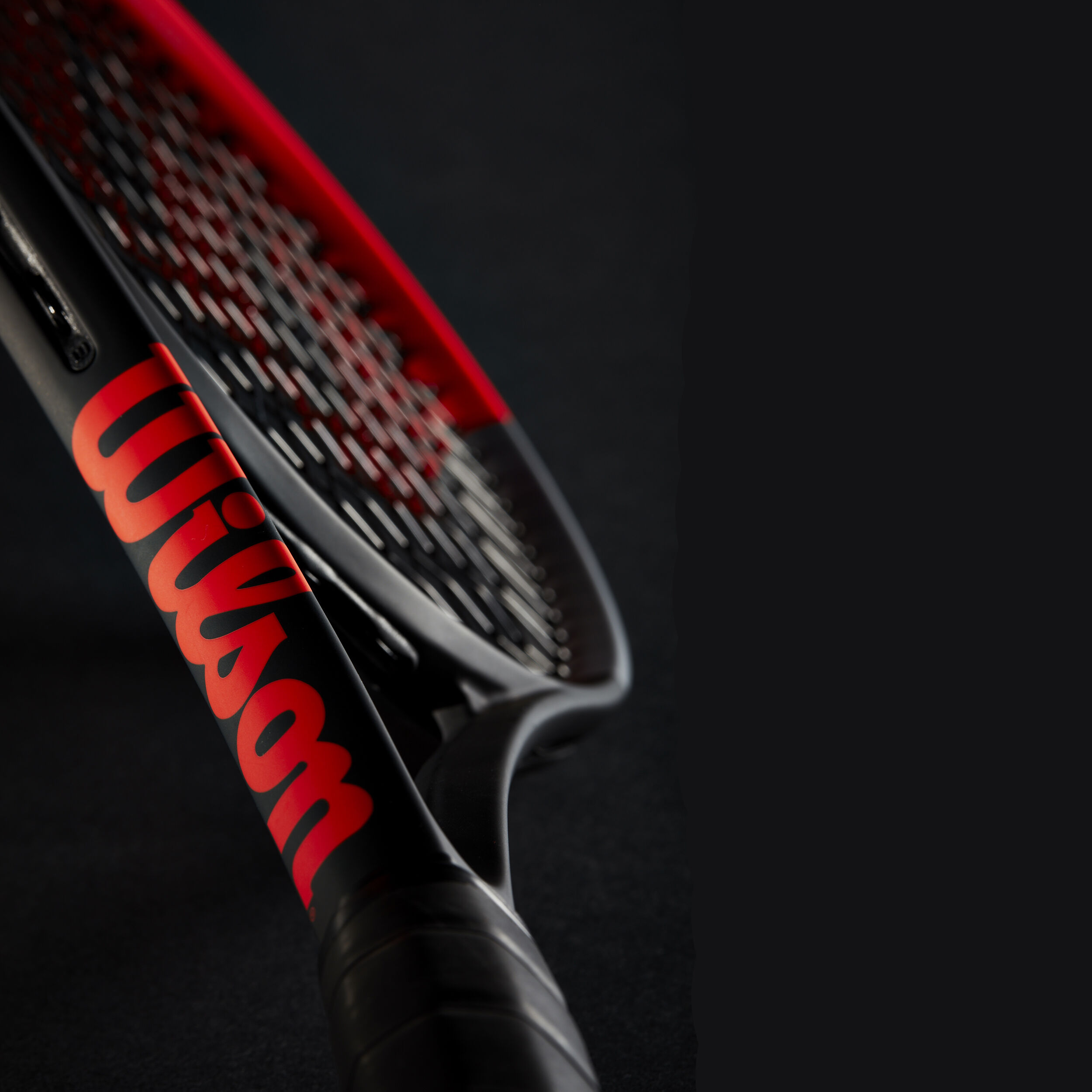 Wilson Clash 100 Tour Tennis Racquet