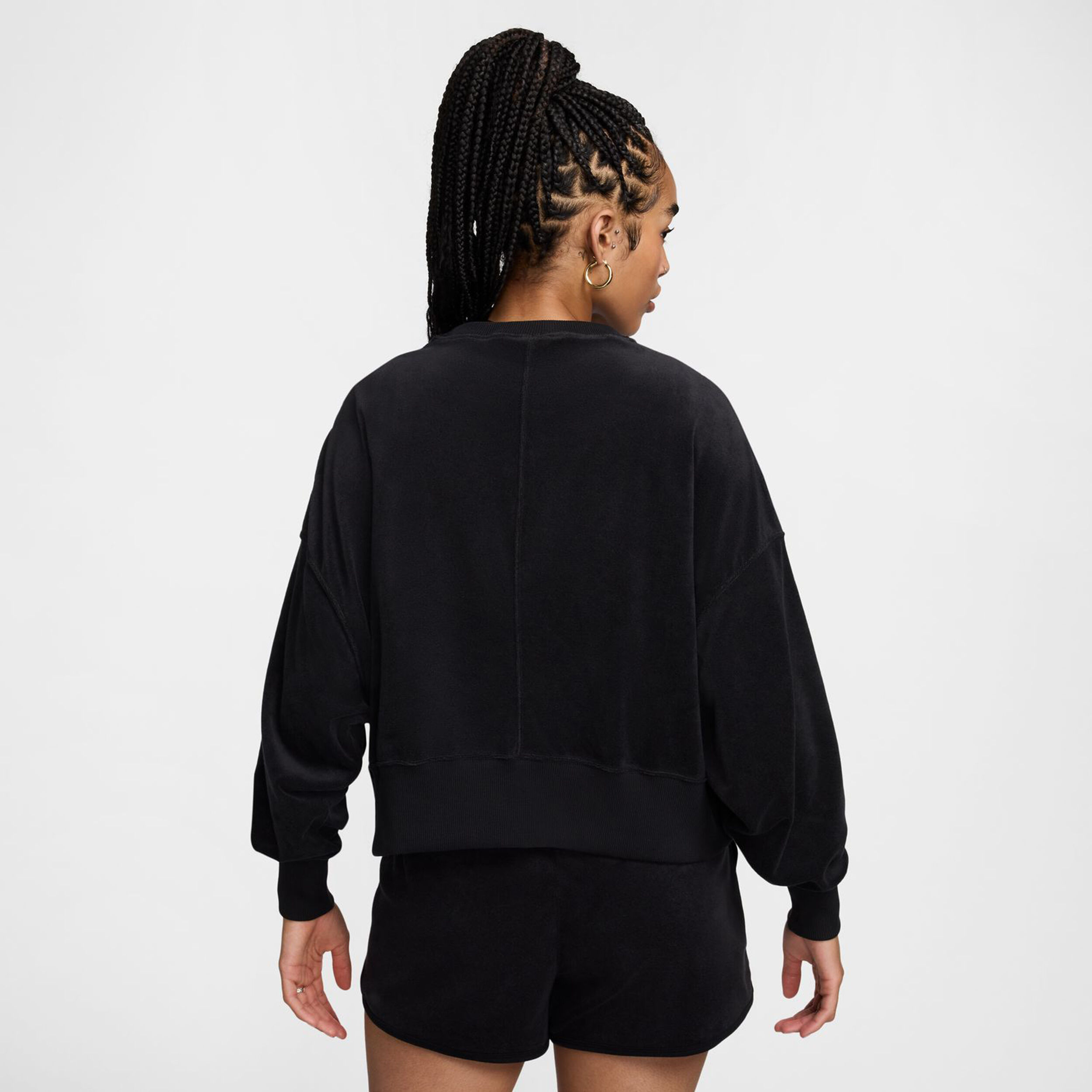 nike court fleece sports inspired crew sweat in black