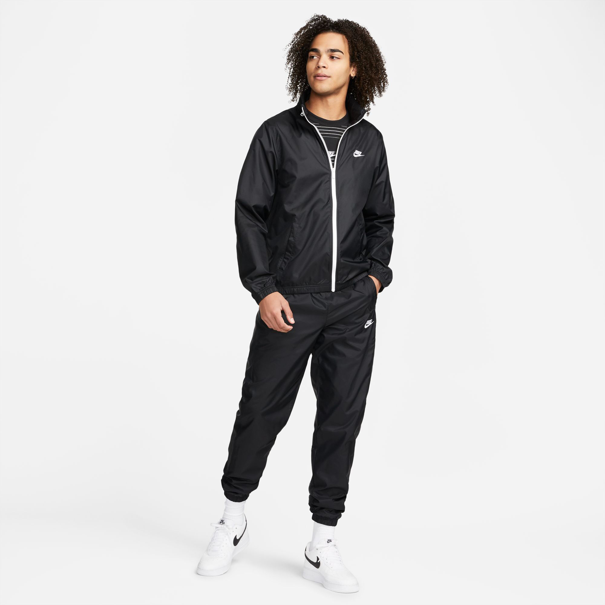 Buy Nike Club Lined Woven Tracksuit Men Black online Tennis Point UK