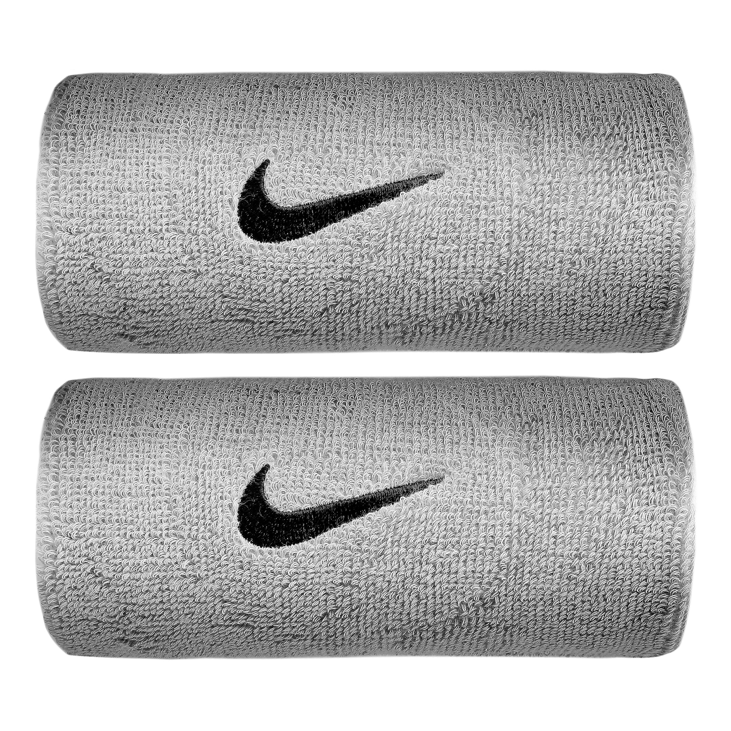 Silver nike swoosh deals