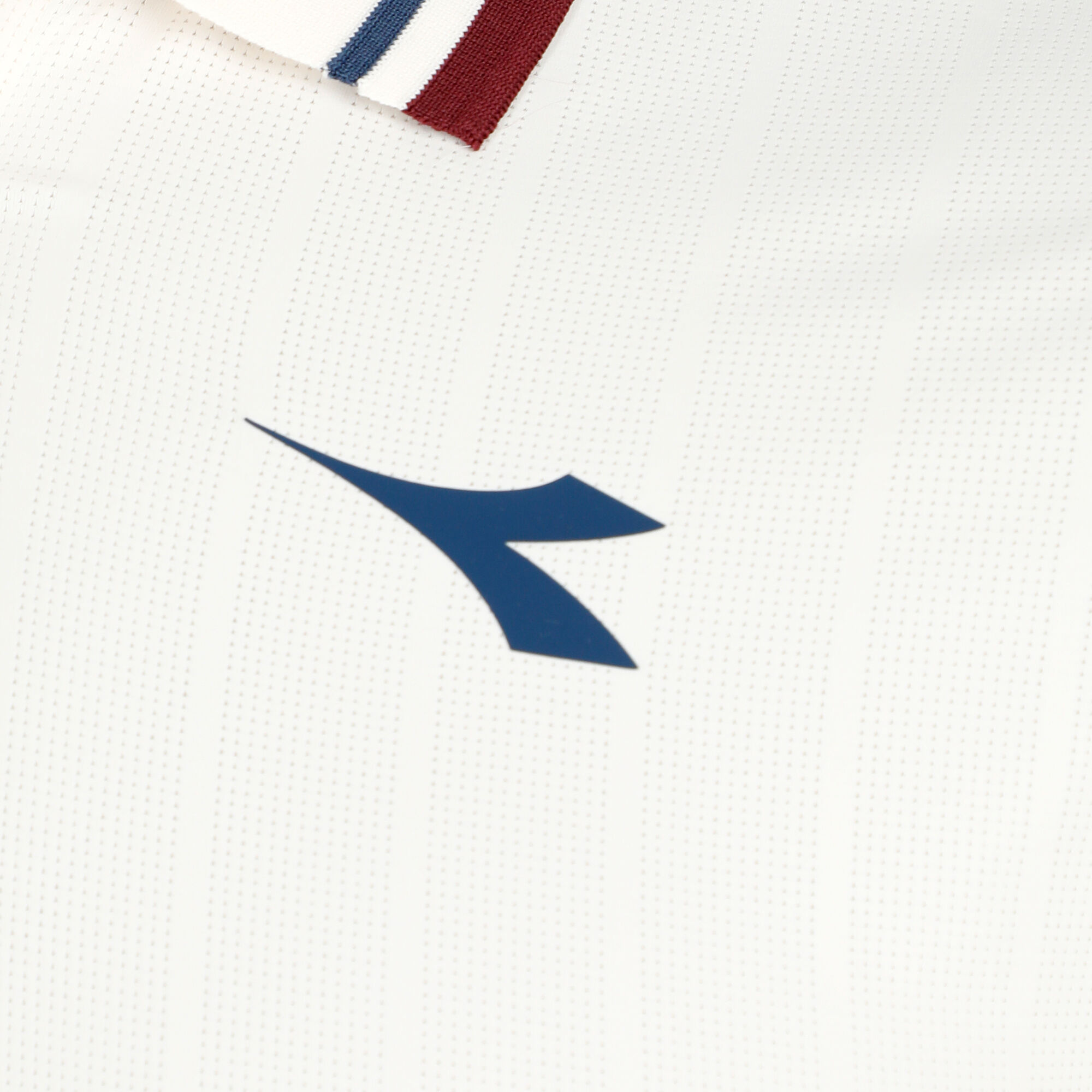 Diadora