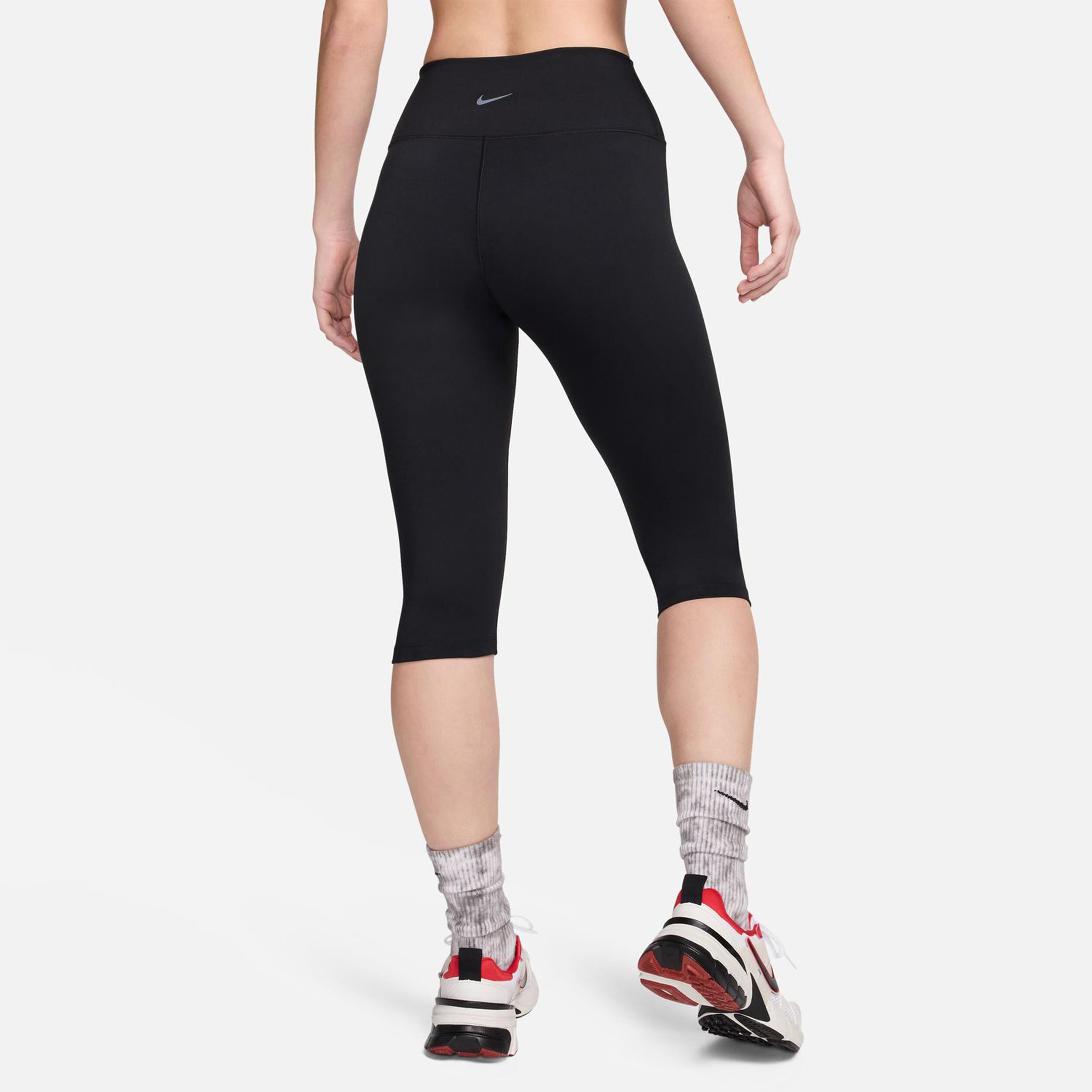 Buy Nike Dri Fit One High Waisted Capri Tight Women Black online Tennis Point UK