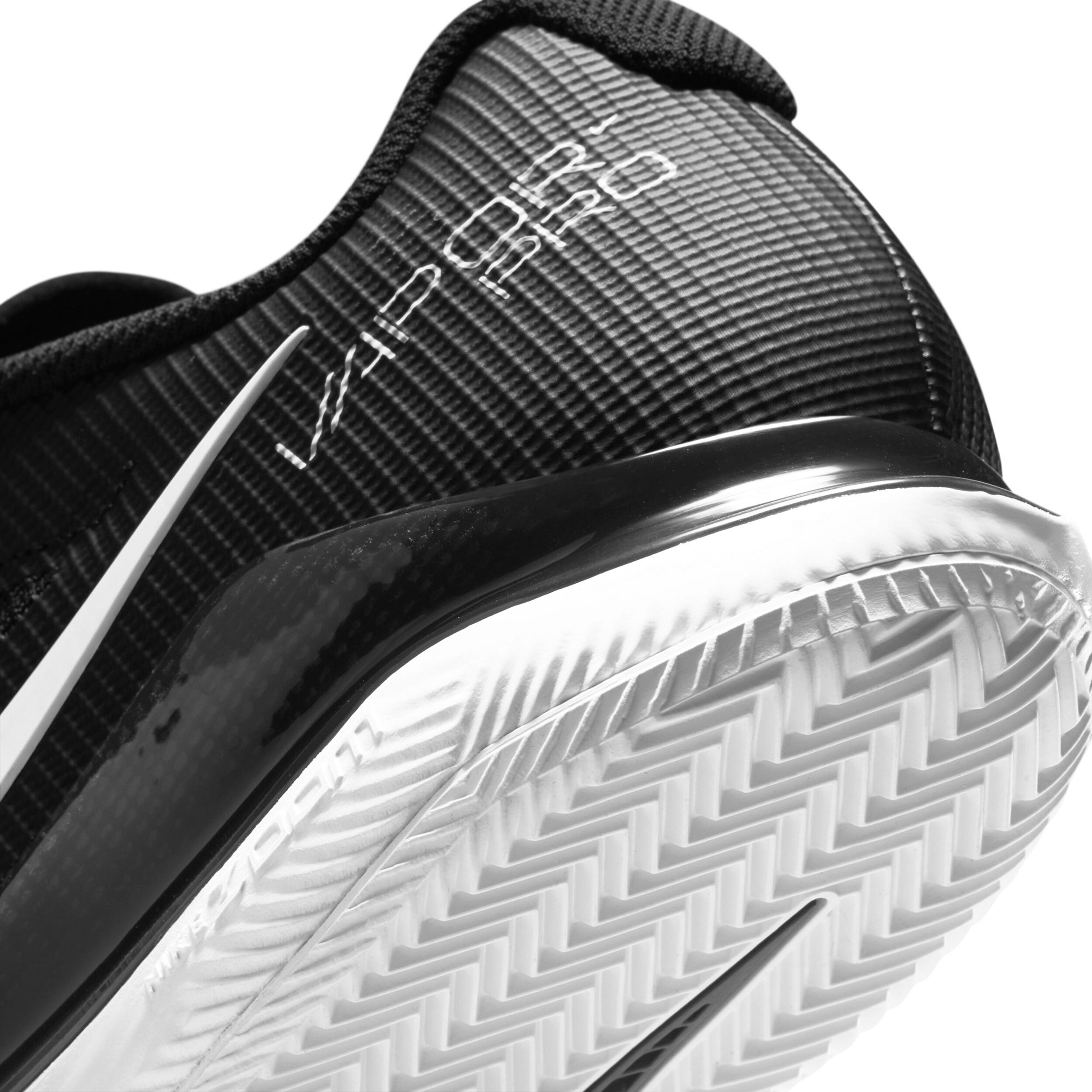 Buy Nike Court Air Zoom Vapor Pro Clay Court Shoe Men Black White online Tennis Point UK