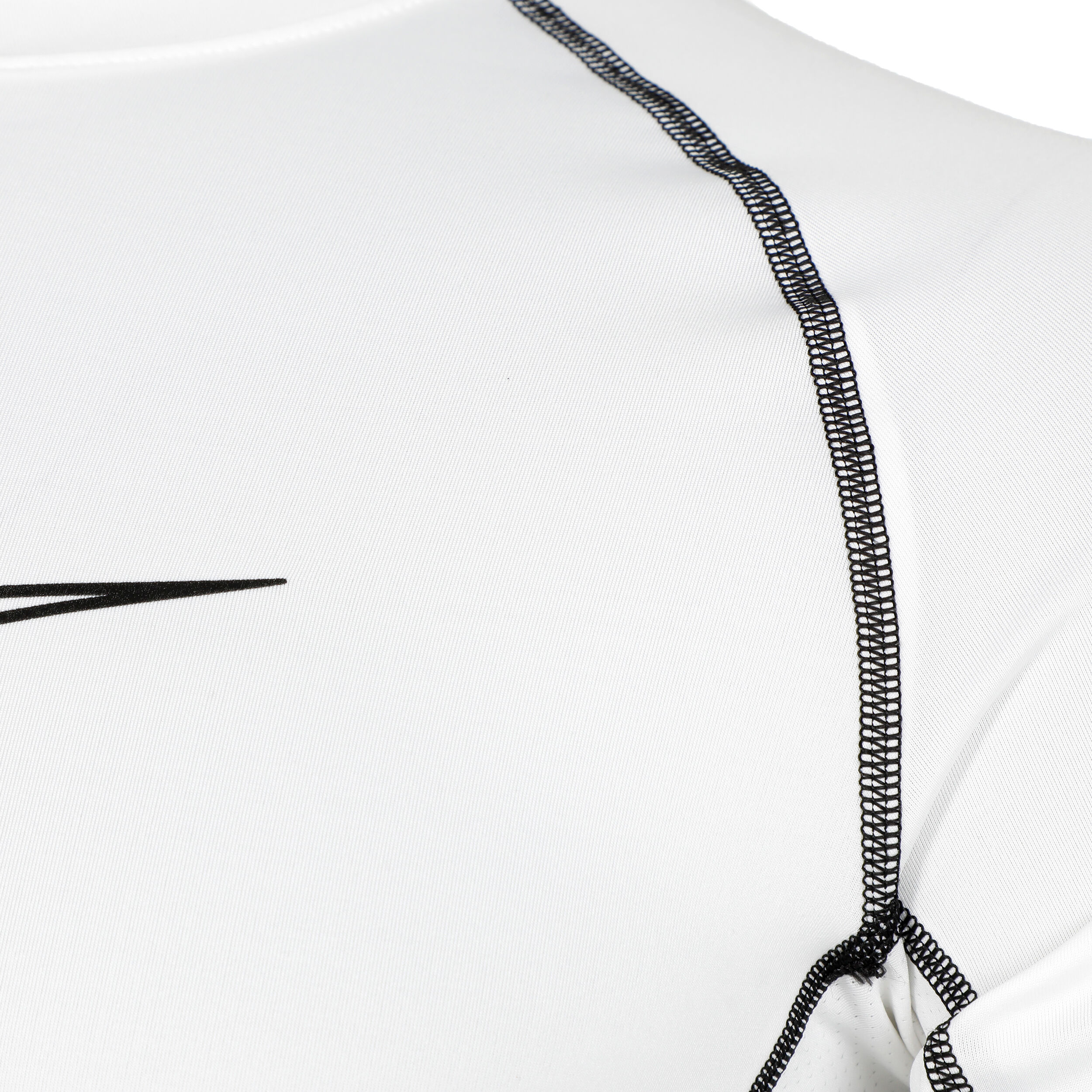 Slim fit nike best sale t shirt