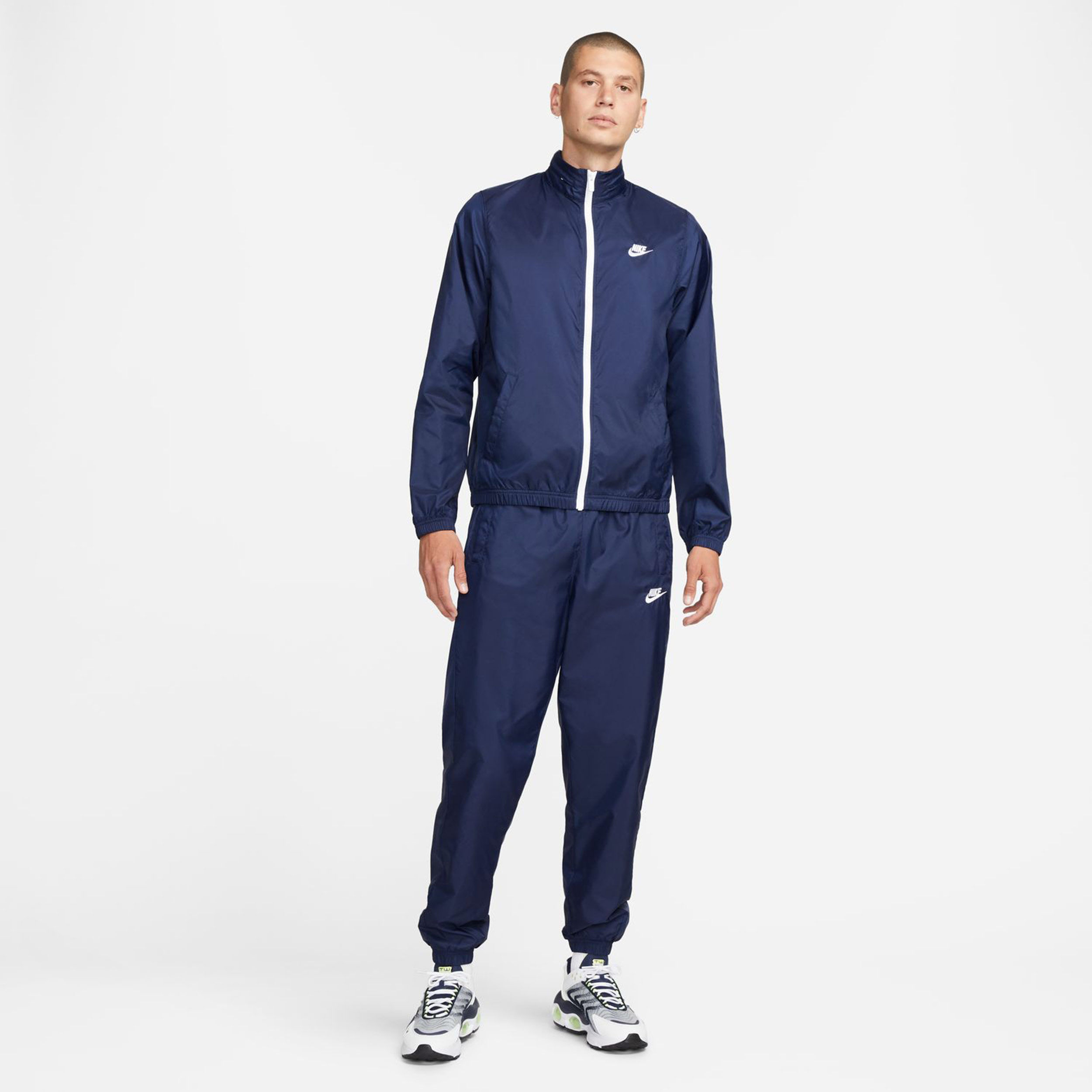 Buy Nike Club Woven Tracksuit Men Dark Blue online Tennis Point UK