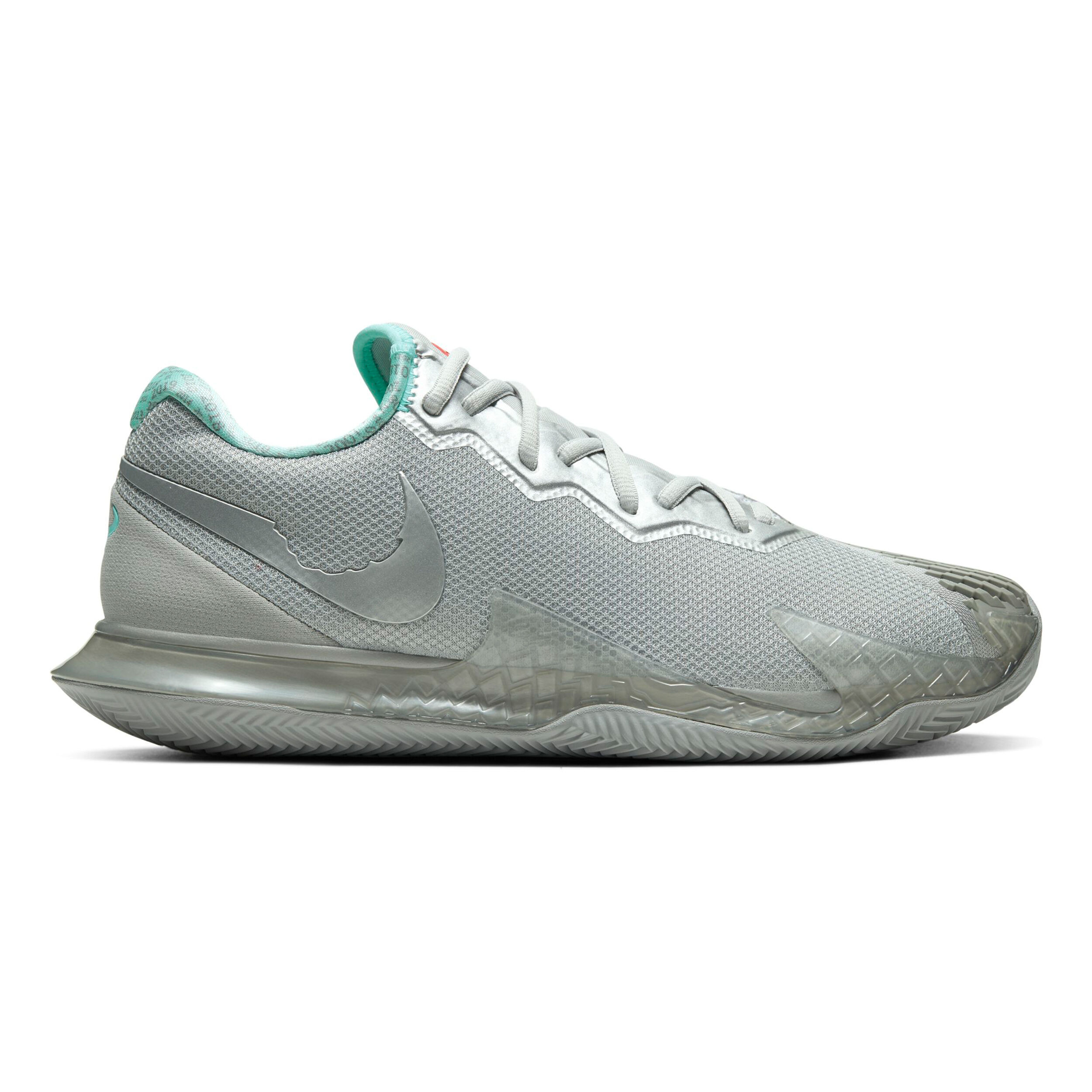Silver nike tennis shoes on sale
