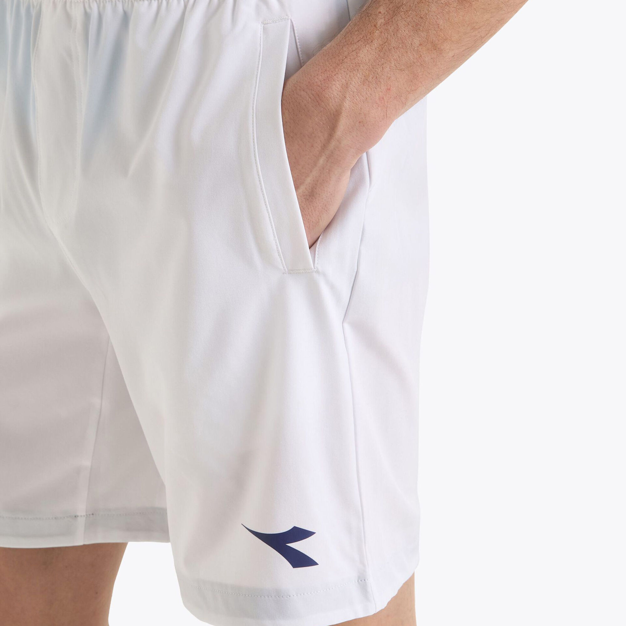 Diadora