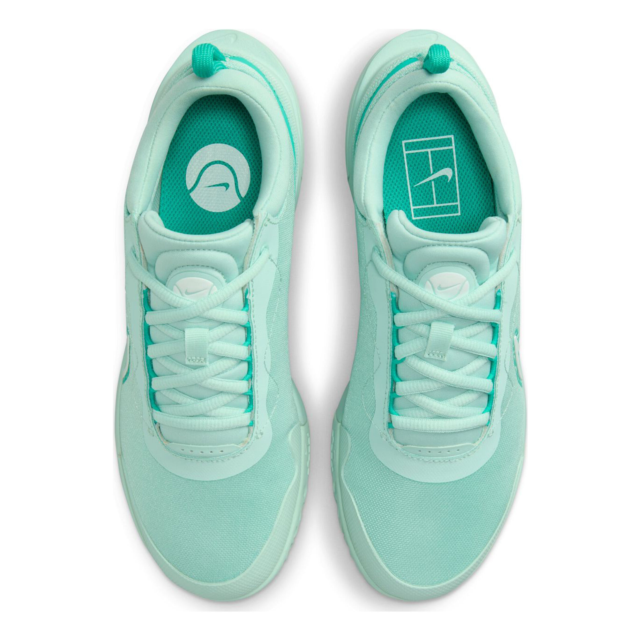 Mint outlet colored nikes
