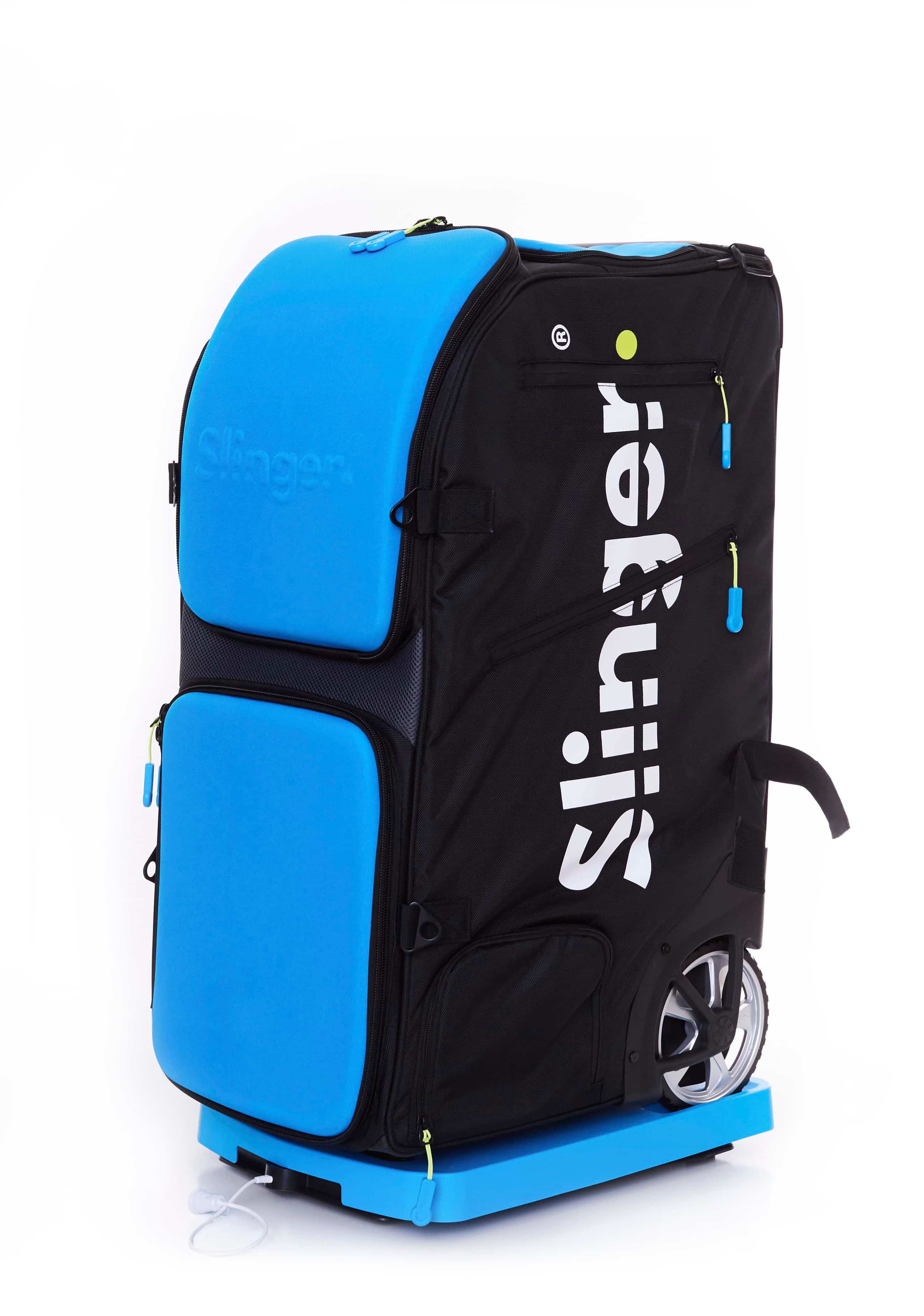The Slinger Bag now available at TennisPoint!