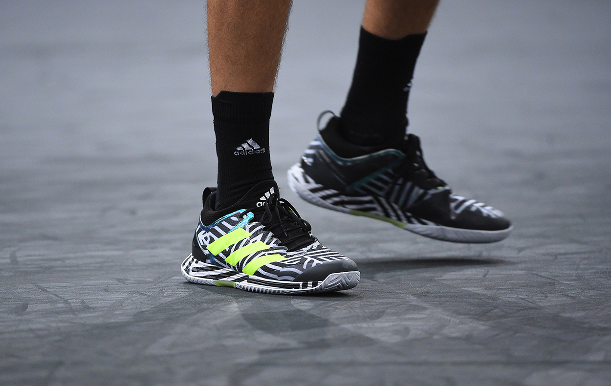 tenis adidas ubersonic